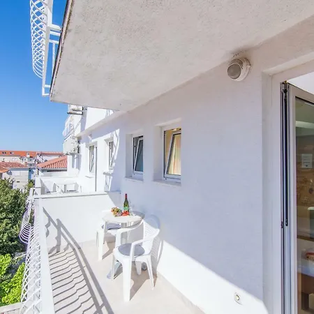 Pensjonat Jadran Ciovo 3*