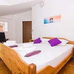 Jadran Ciovo Πανσιόν Τρογκίρ