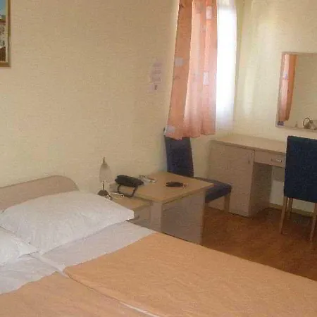 Jadran Ciovo بيت ضيافة