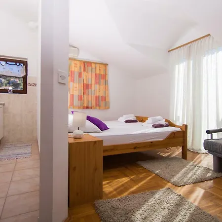 Jadran Ciovo 3*