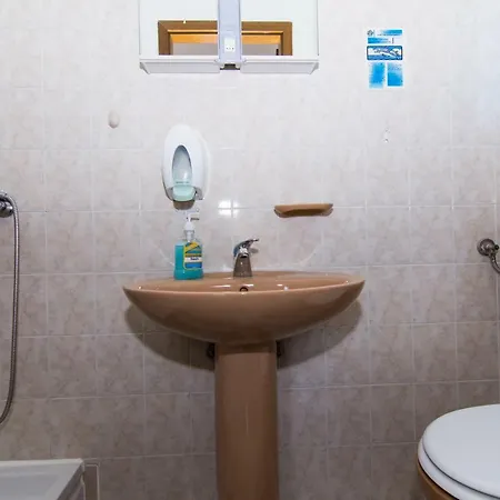 Jadran Ciovo بيت ضيافة