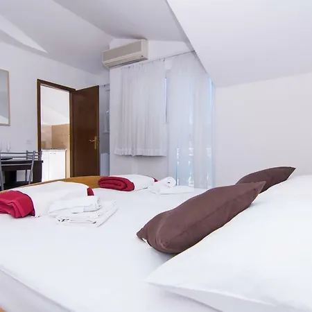 Jadran Ciovo بيت ضيافة