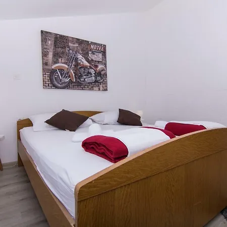 بيت ضيافة Jadran Ciovo