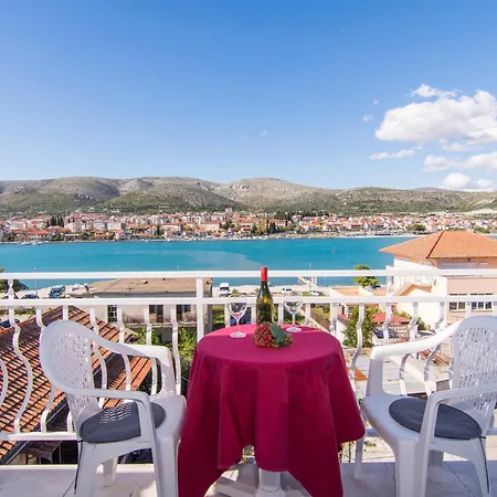 بيت ضيافة Jadran Ciovo